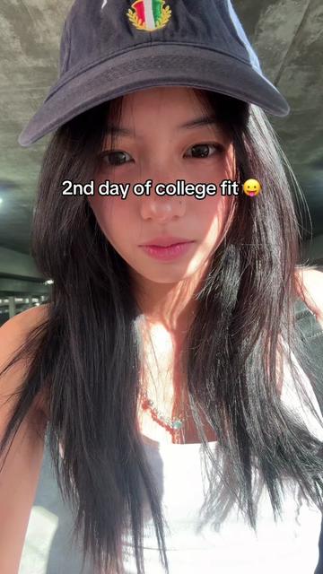 @kyradical_