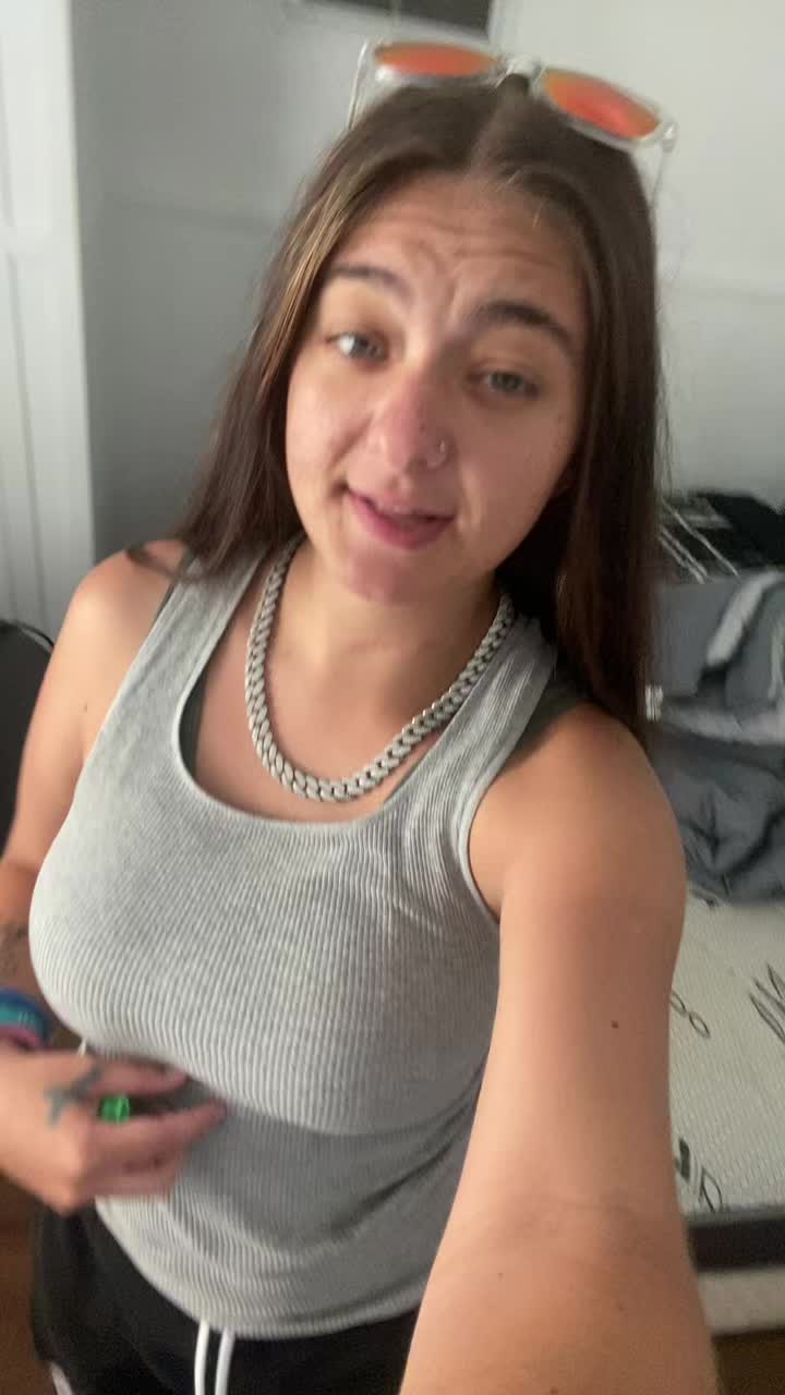 @Lilhazelisfunny;)