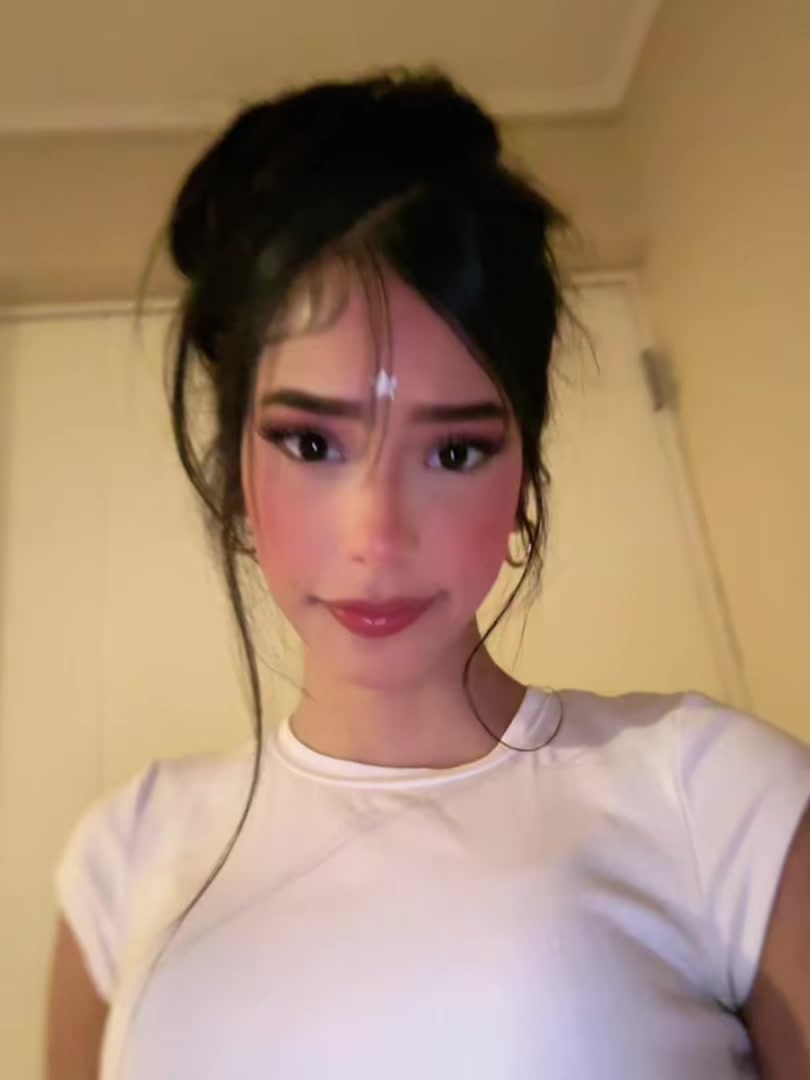 @ariannaaa