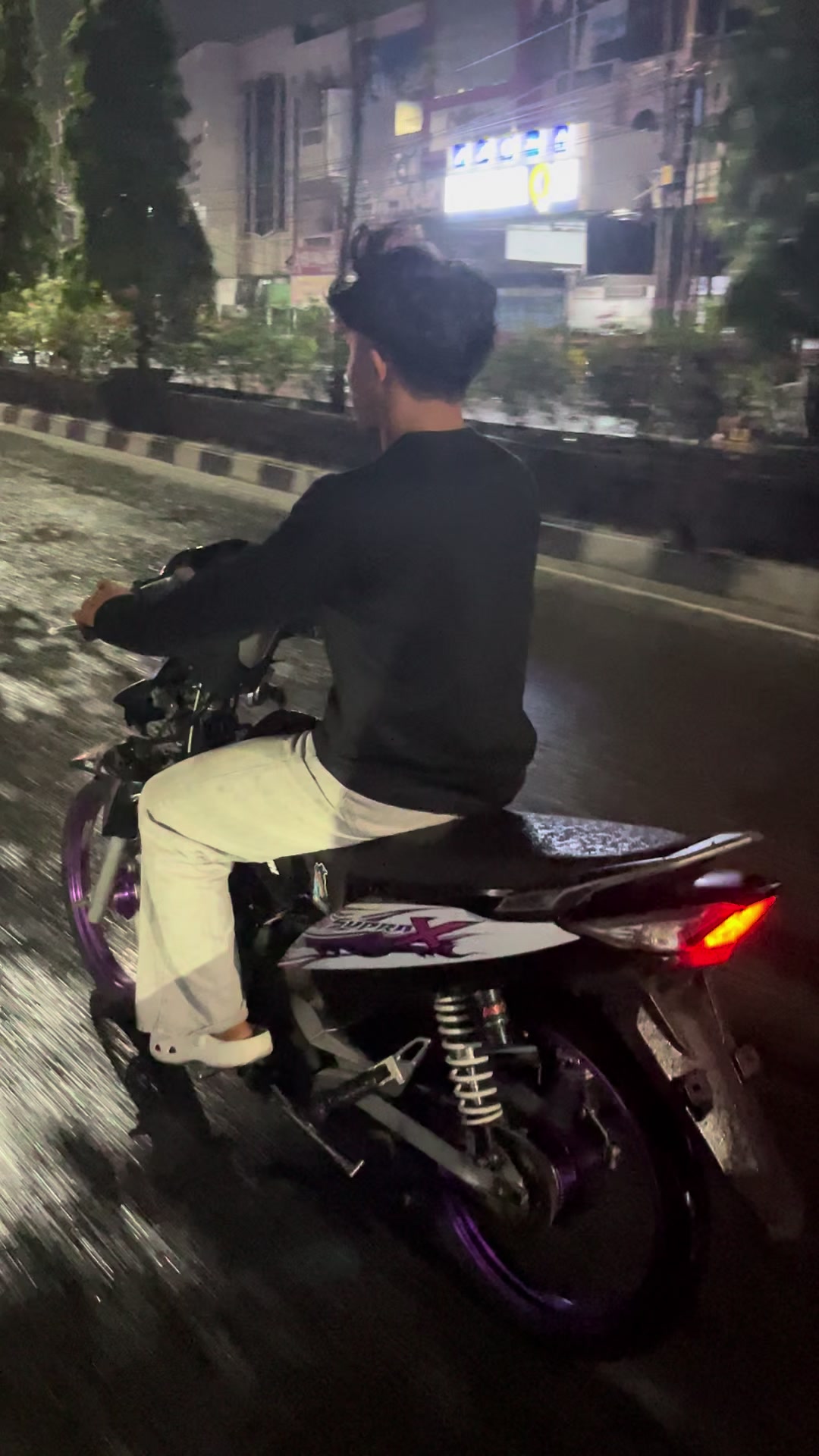@Heri kyz ๐