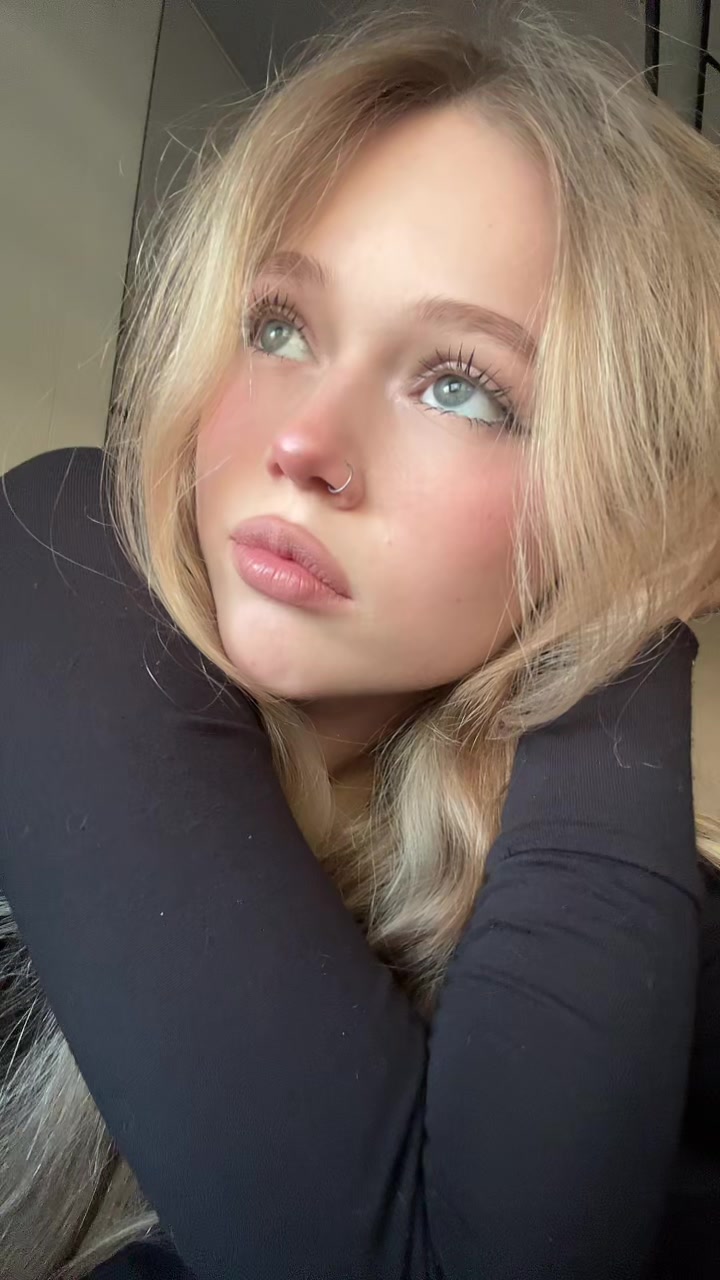 @аришка
