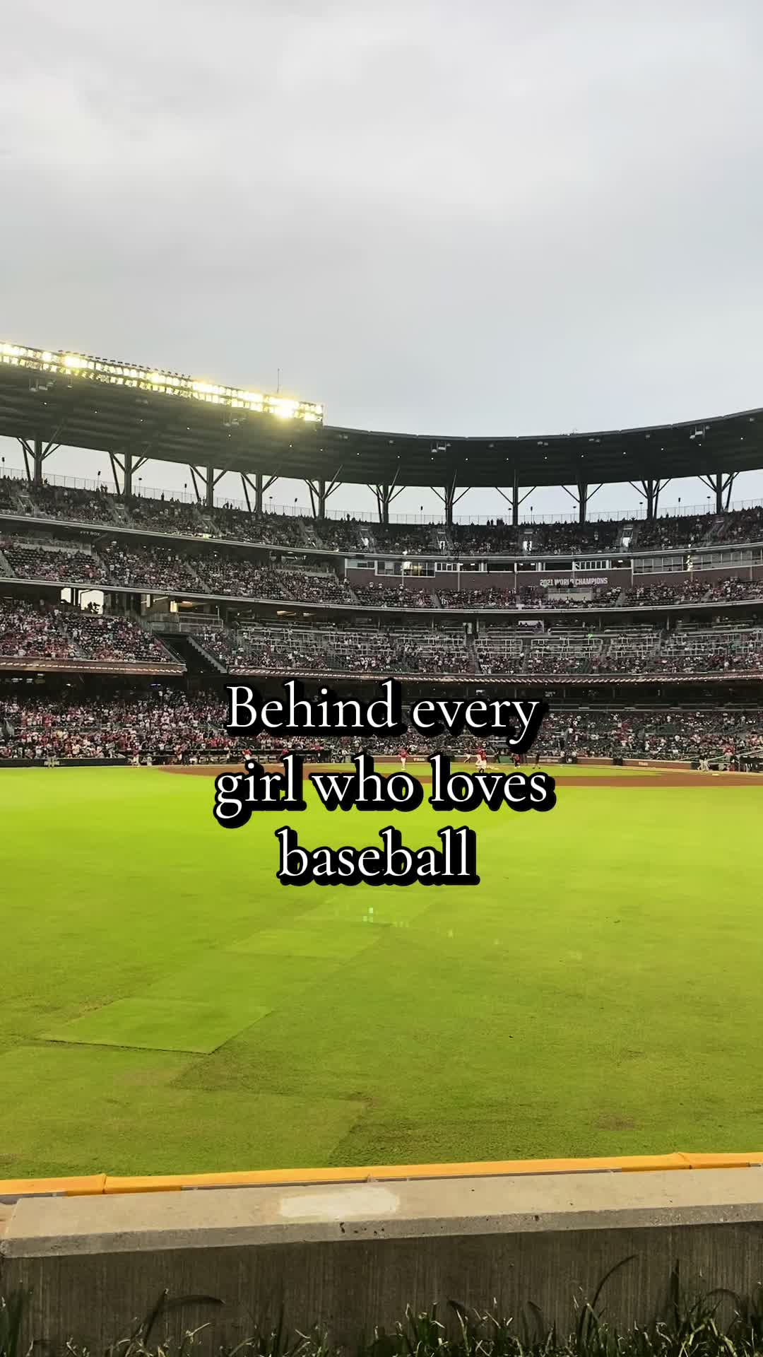 @Jamie 📚⚾️