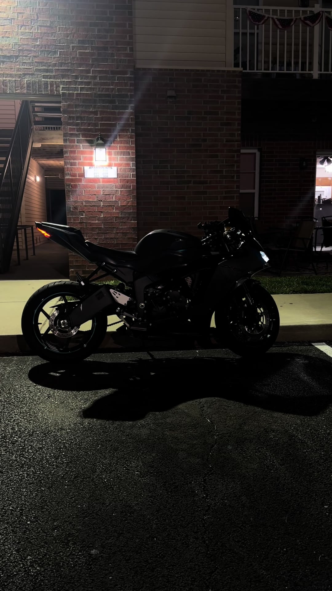 @MOTO_ZX6r