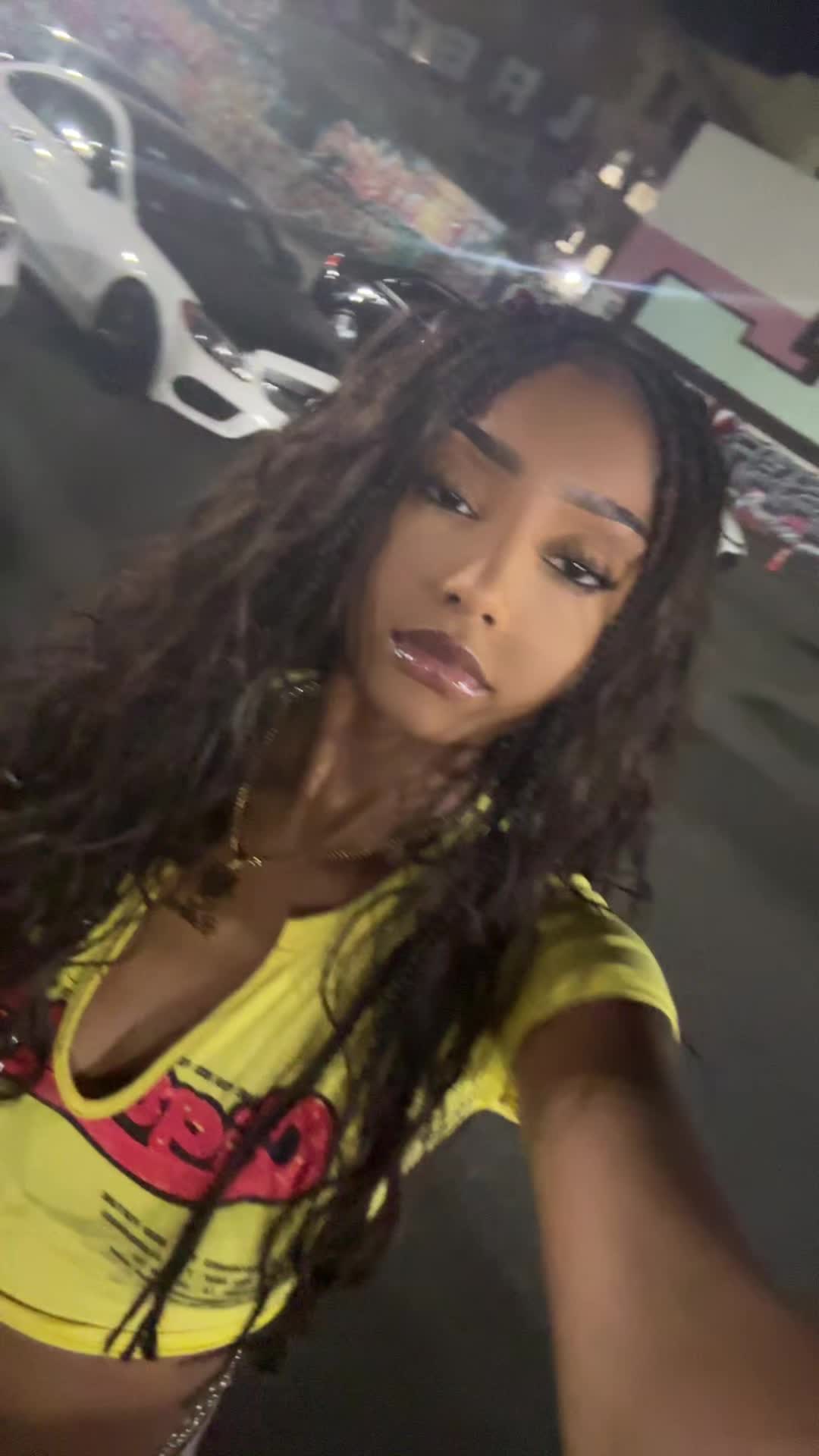 @Dollfacehexx