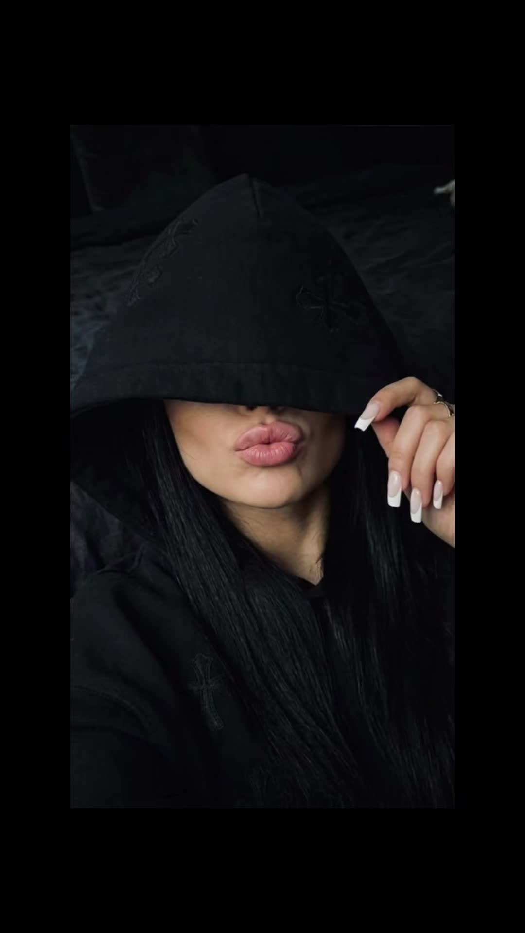 @&image;𝔰𝔞𝔟𝔢𝔩'𝔰 𝔧𝔬𝔲𝔯𝔫𝔞𝔩