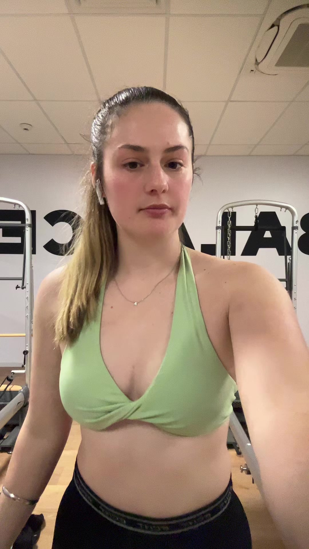 @Ittybadbittie