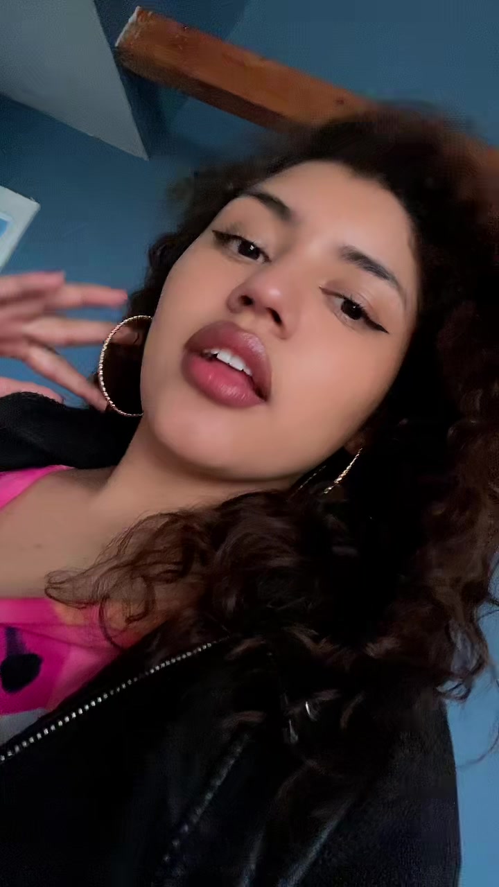@Nena