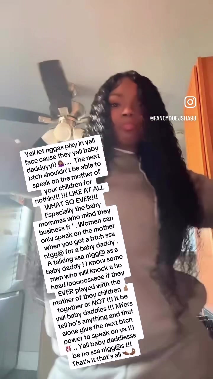 @AmomentWithDanni
