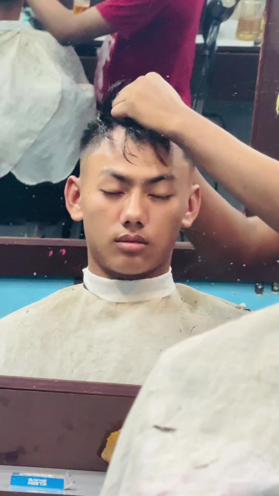 @रविन🦚