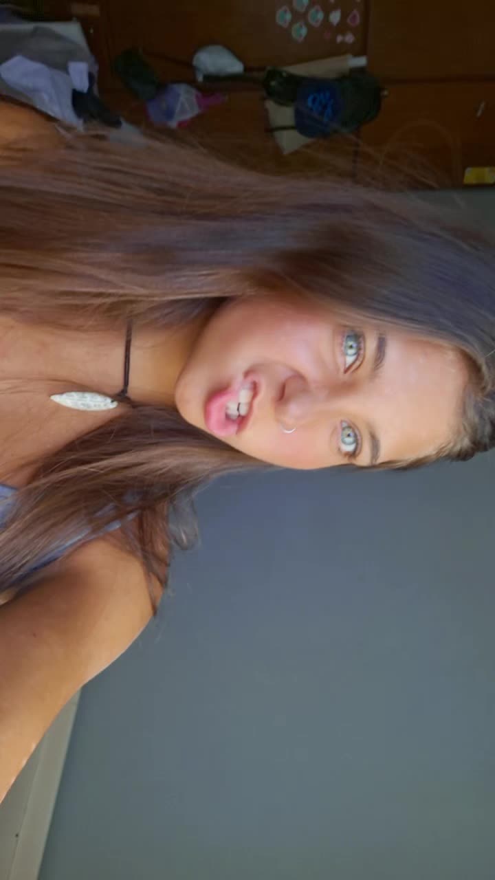 @moree •๐