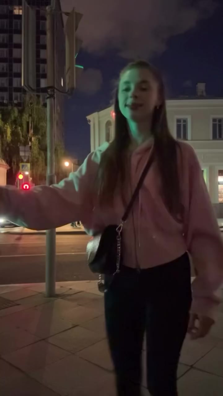 @Алечка😻💗❤️