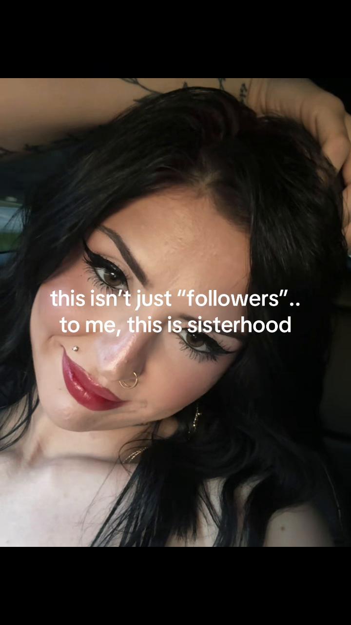 @Holly Hampton