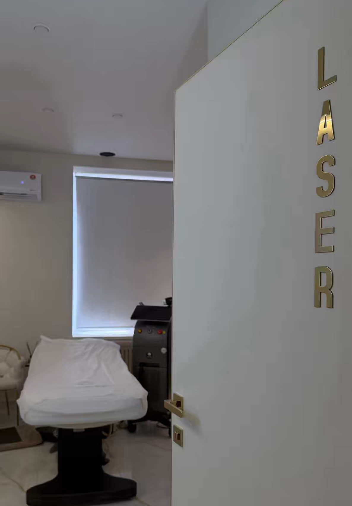 @divine_ray_clinic