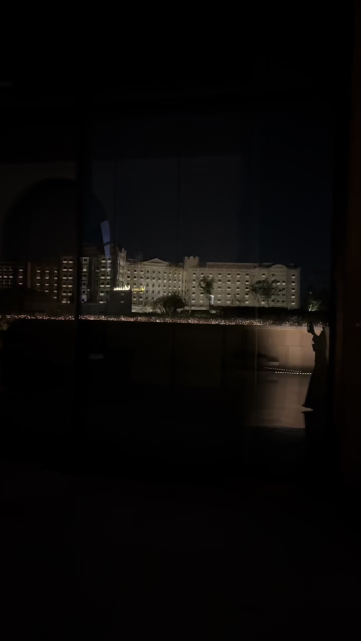 @دبليو،موثوق