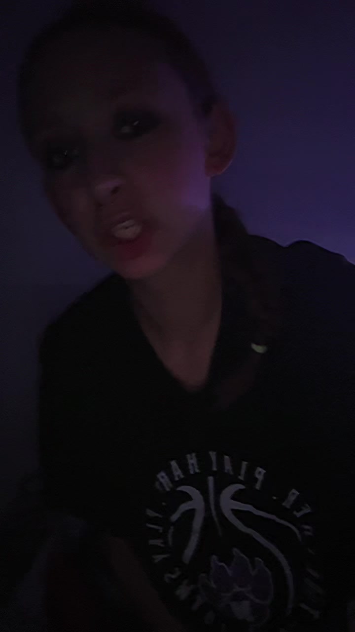 @💜🦋Lizzy🦋💜