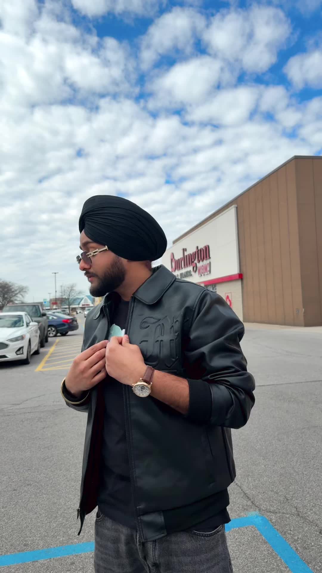 @Guri99🇺🇸