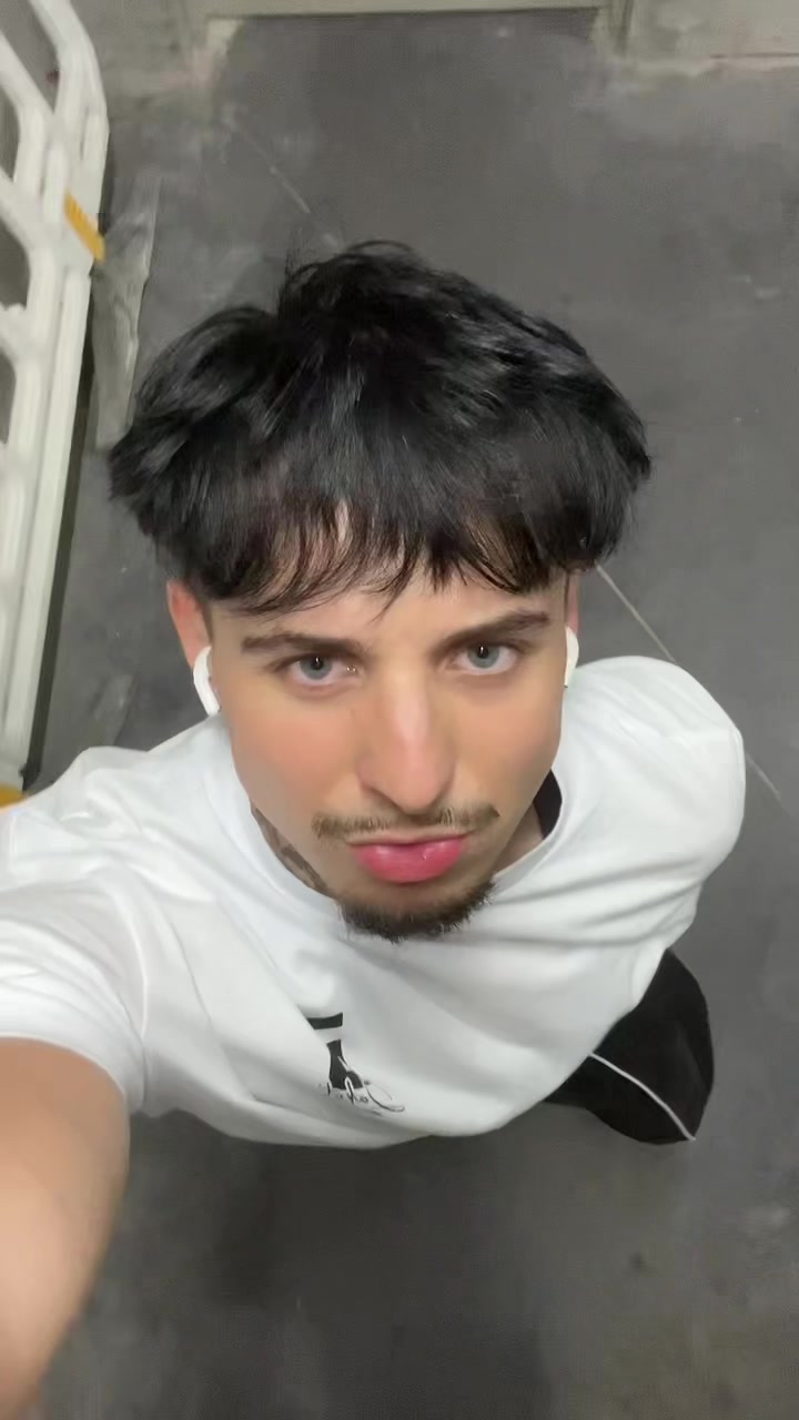 @𝖆𝖑𝖊𝖘𝖘𝖘𝖍𝖆𝖐