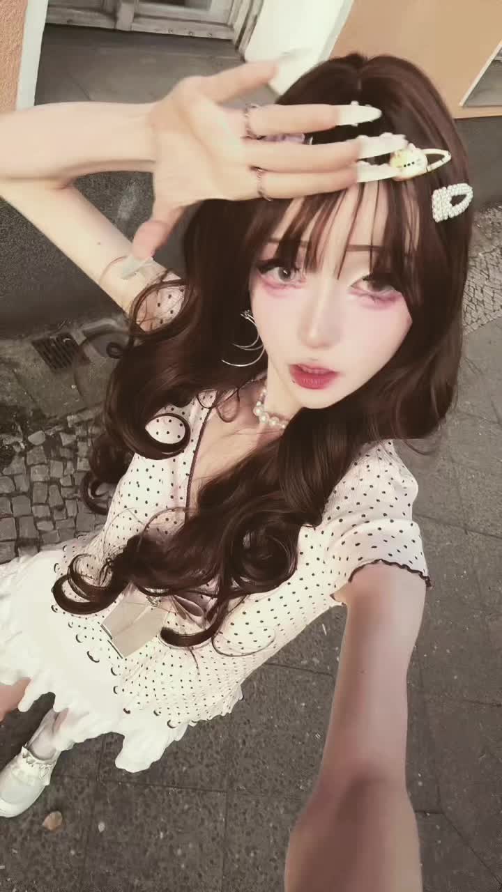 @leah