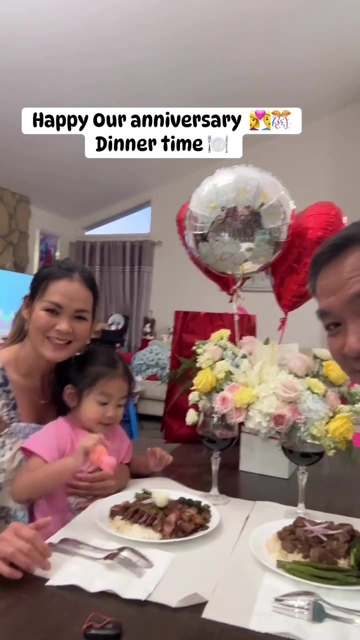@Ellen Ellie 🇺🇸🇰🇭