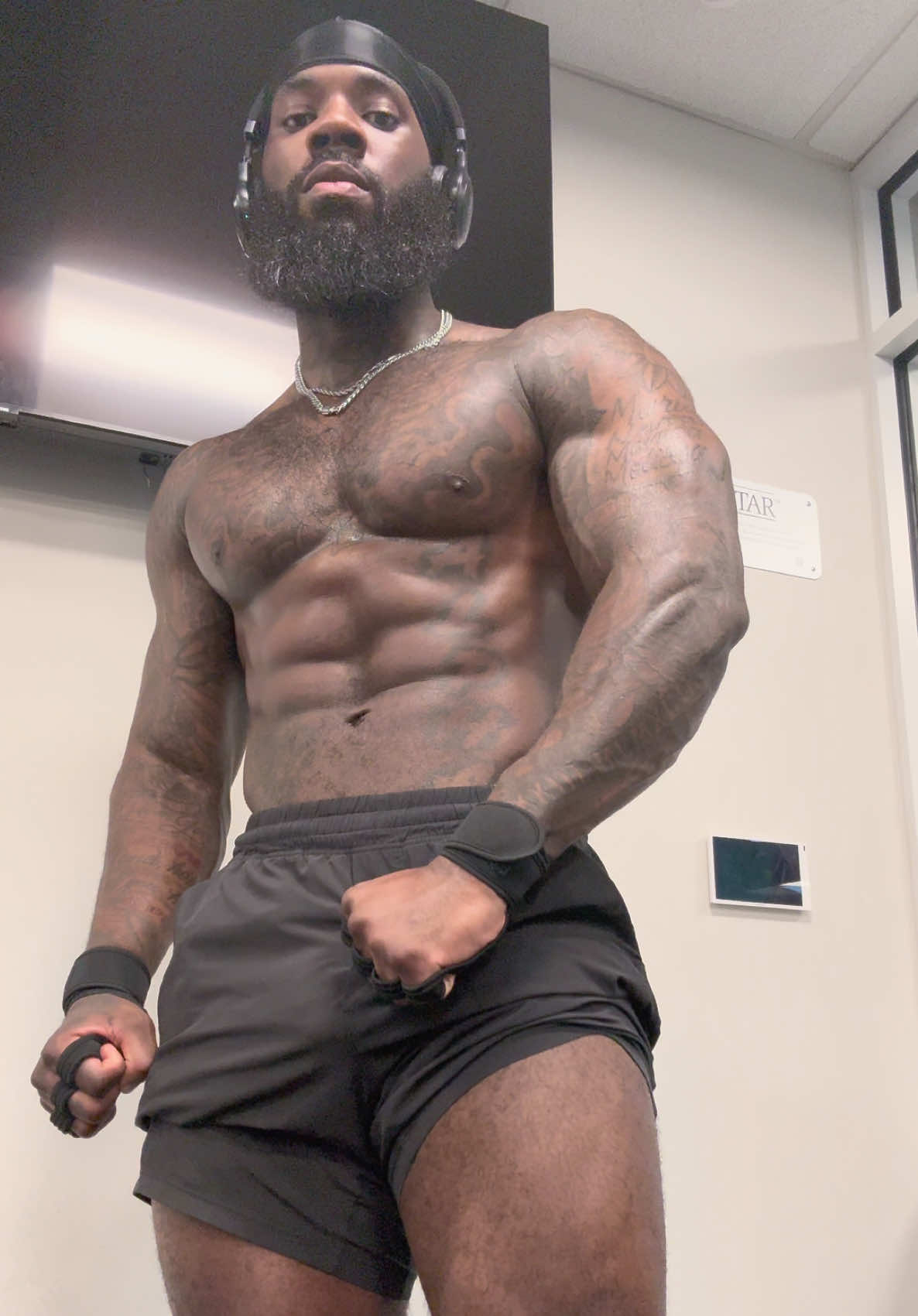 @bigq385