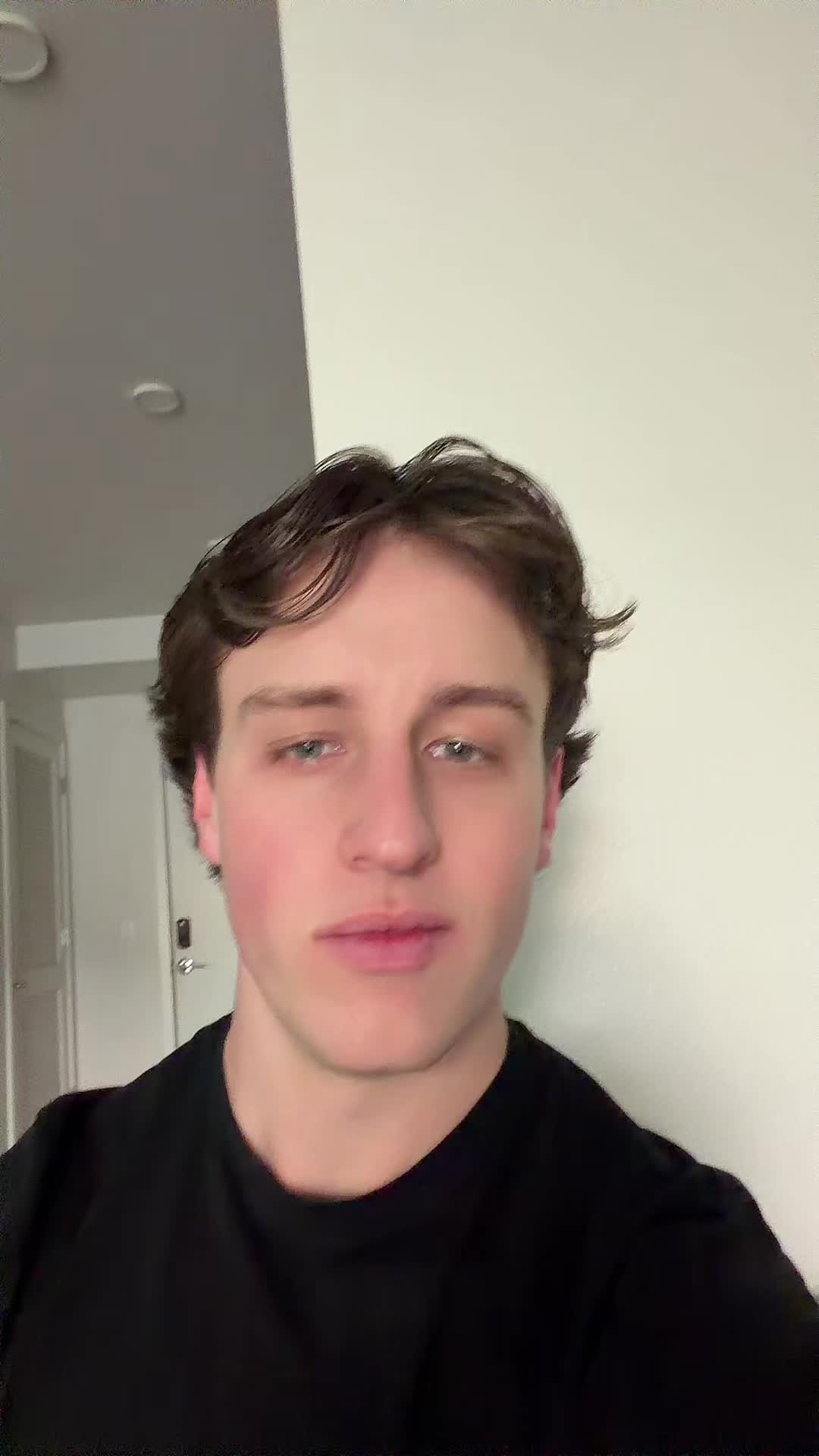 @julionomartello