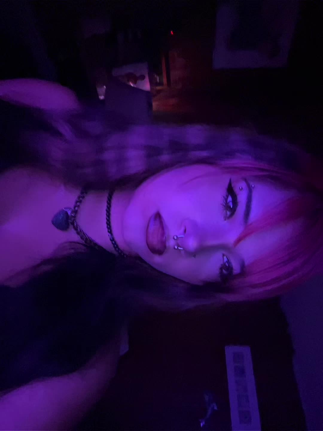 @El