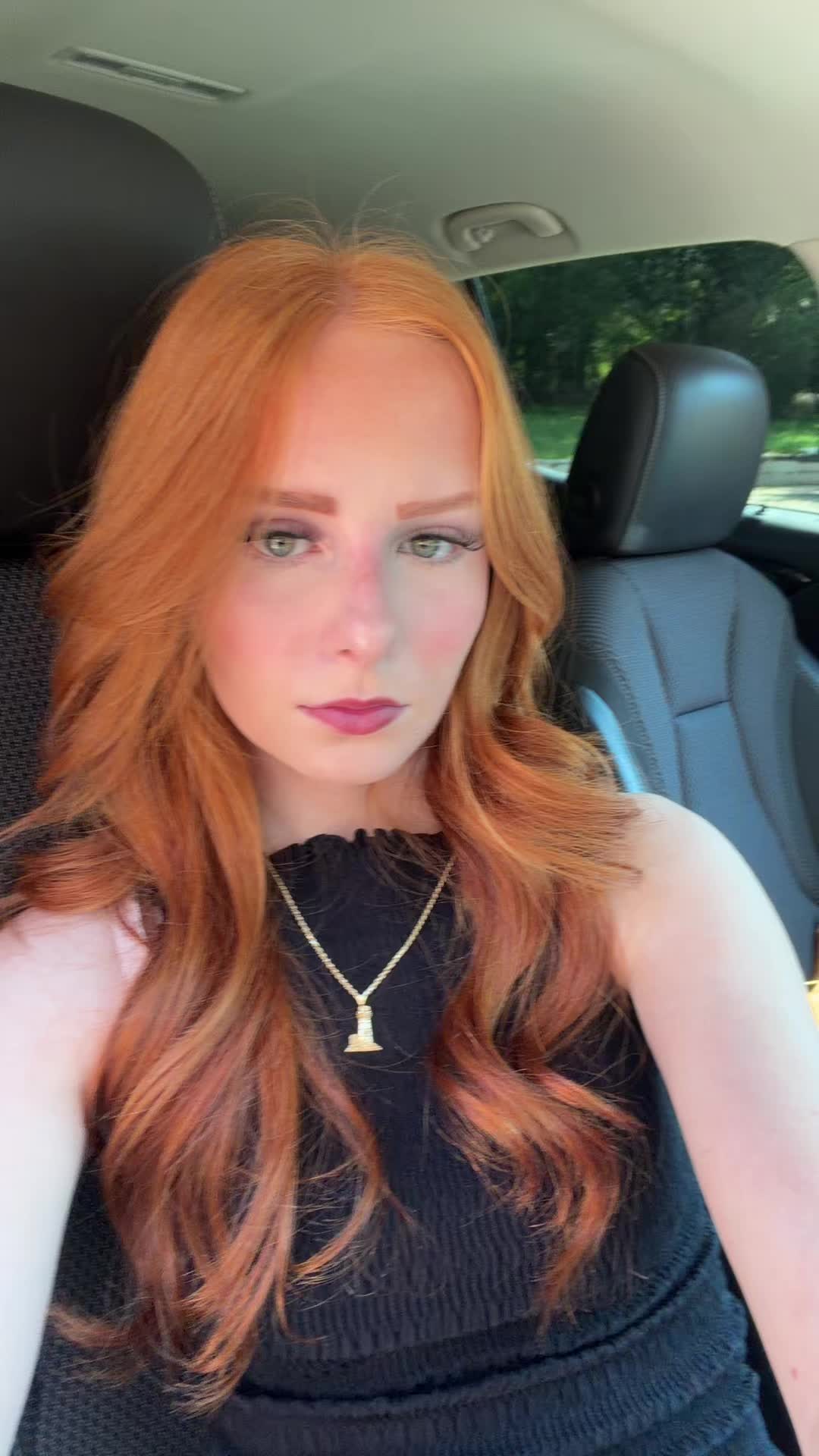 @elli.belli