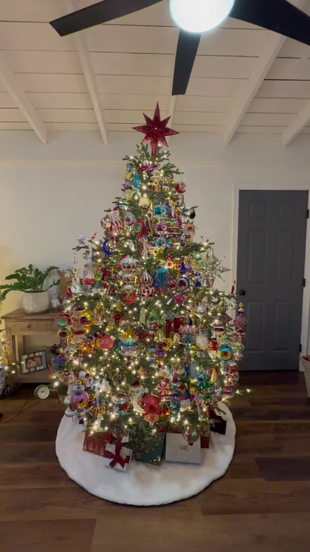 @Ornament queen