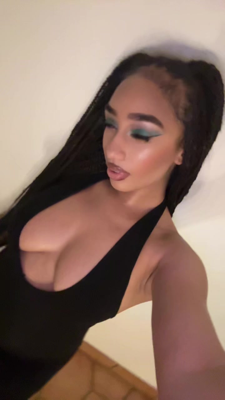 @Nylacakessss