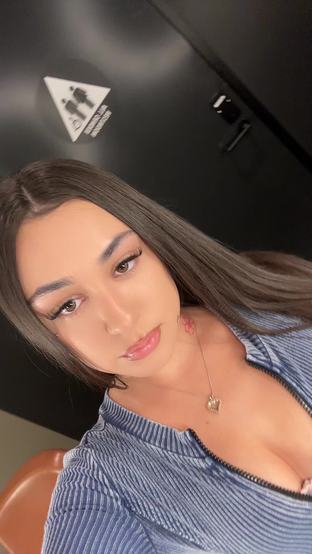 @anyssaac