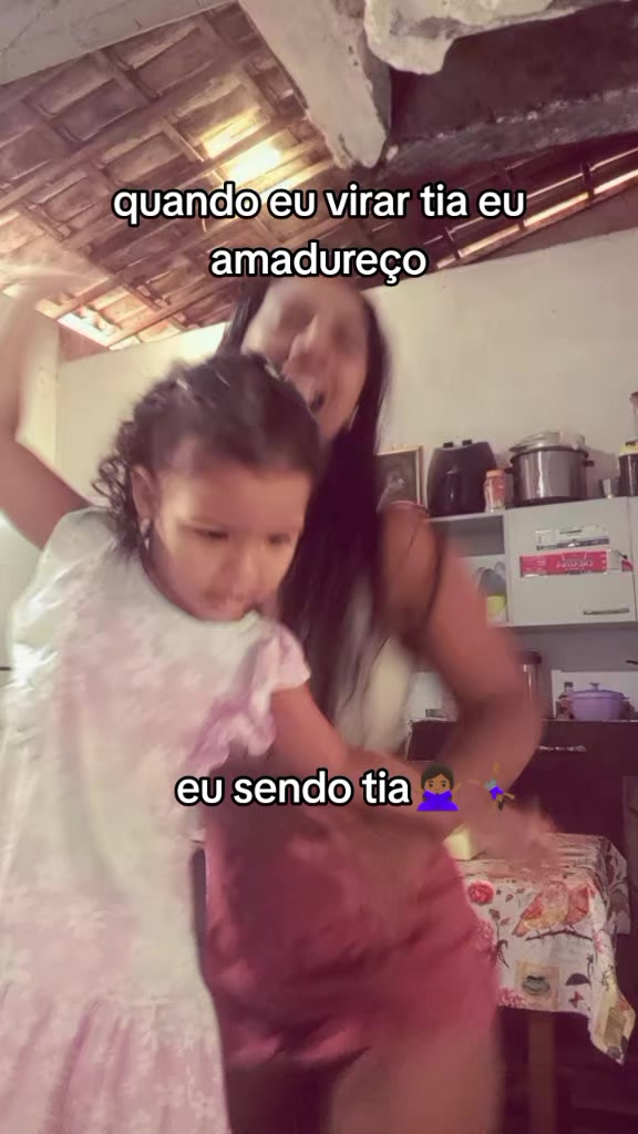 @scarlett_Estefane