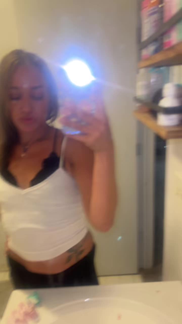 @Lavenderhazzeyy