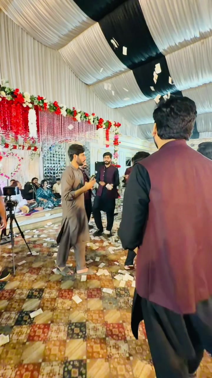 @Tayyba khan