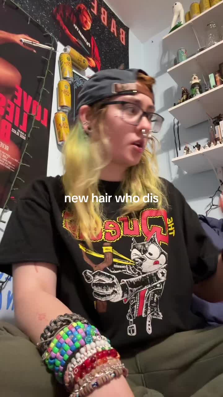 @armless.cum.circle