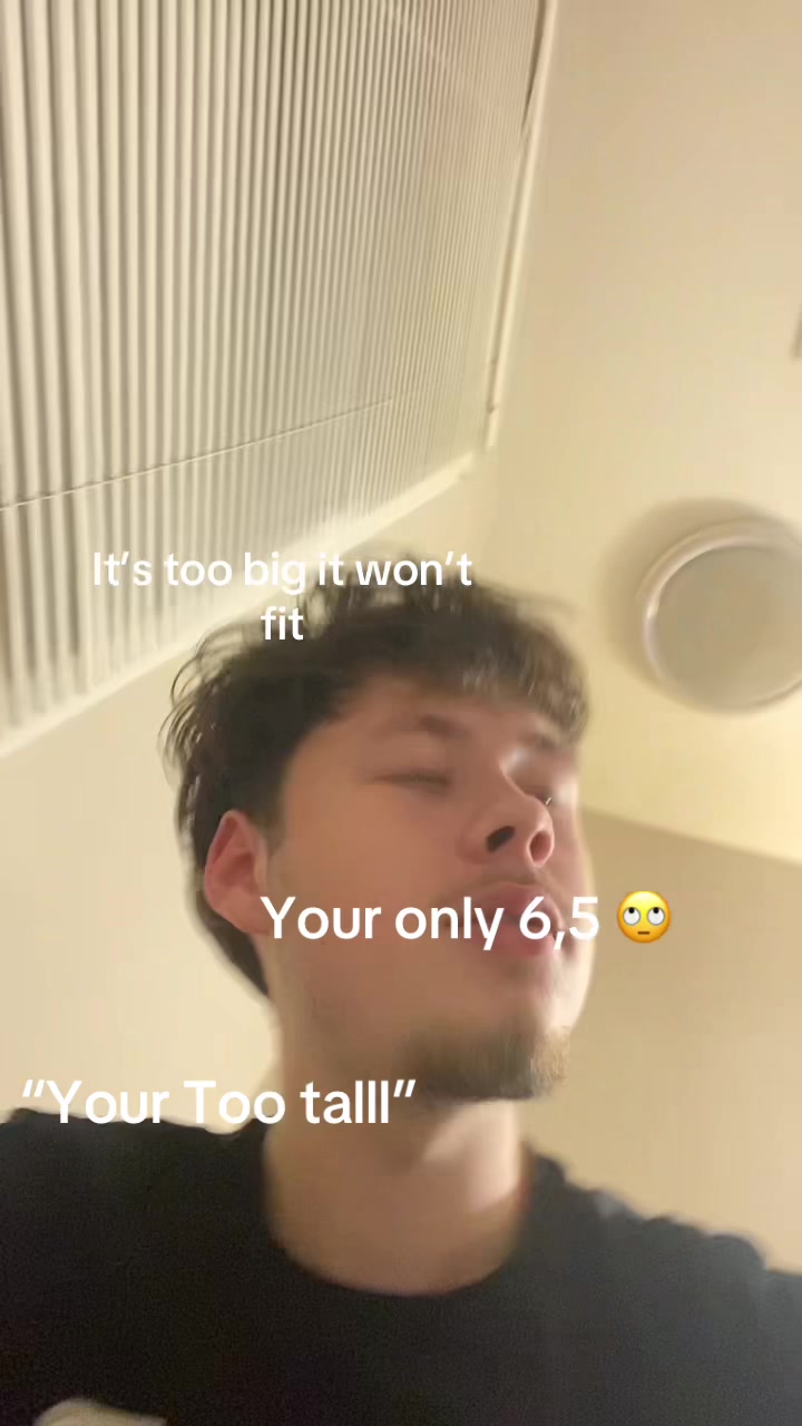 @Monkey reacts