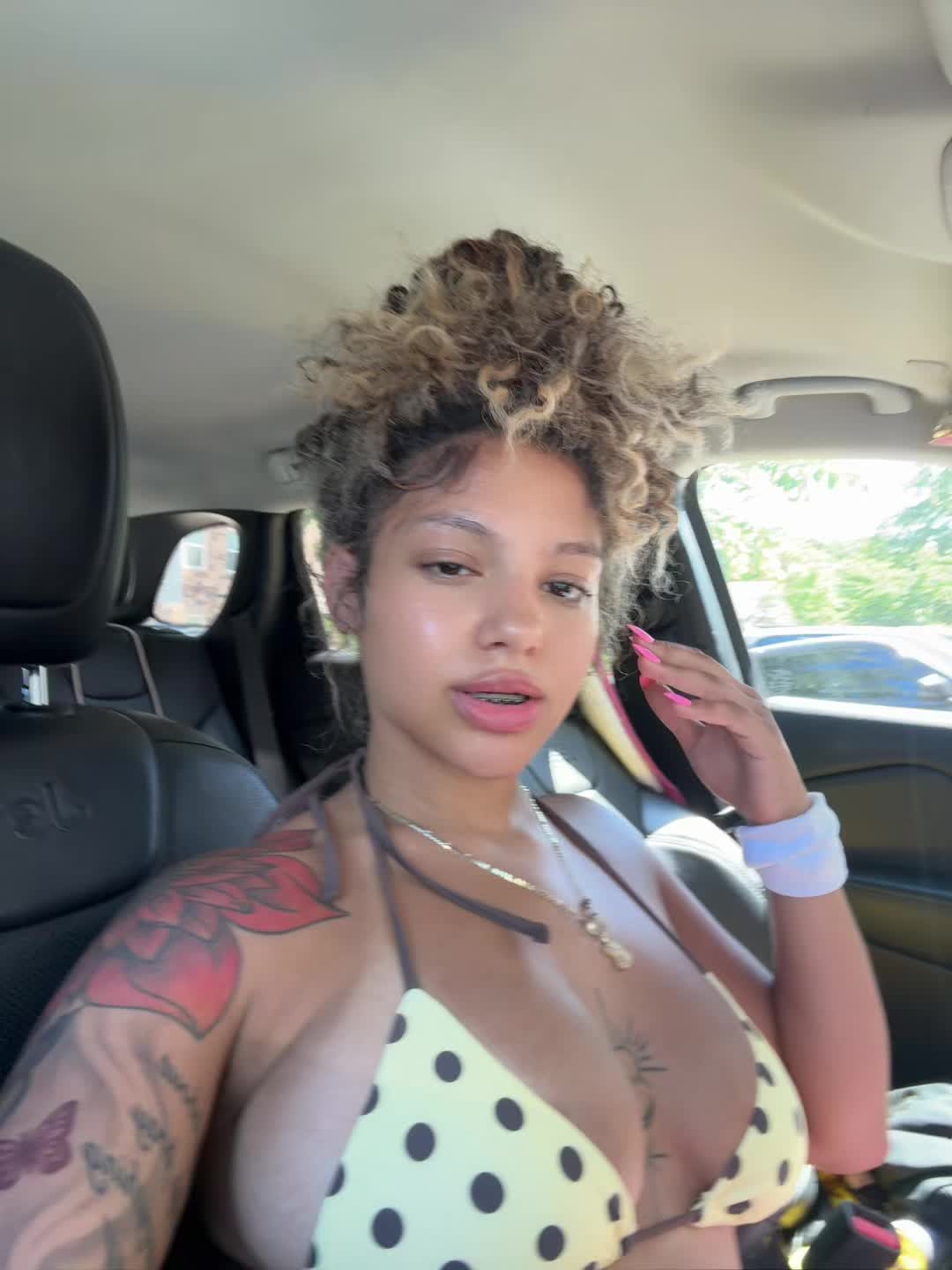 @Kohlie