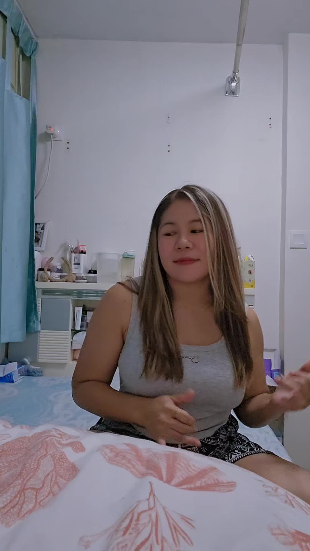@Olivia๐ญ๐ฐ