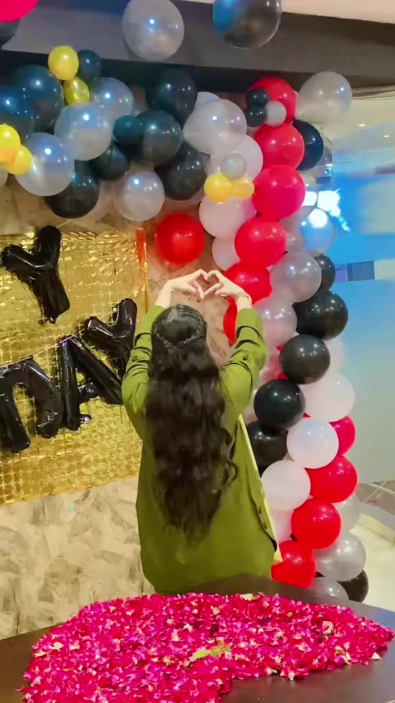 @خان🦋
