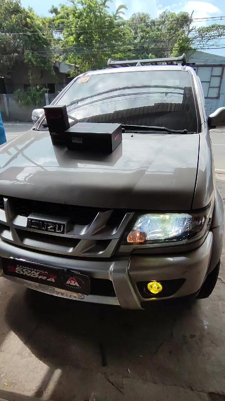 @Andre's Auto Accessories