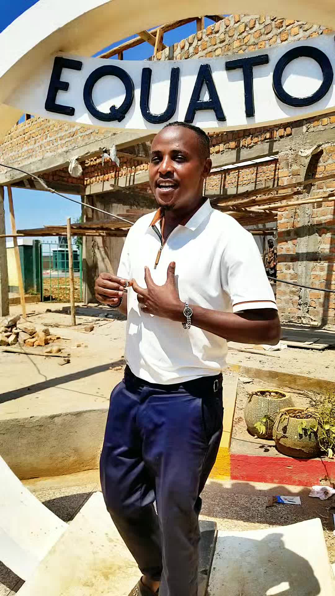 @Ronnie Genious official