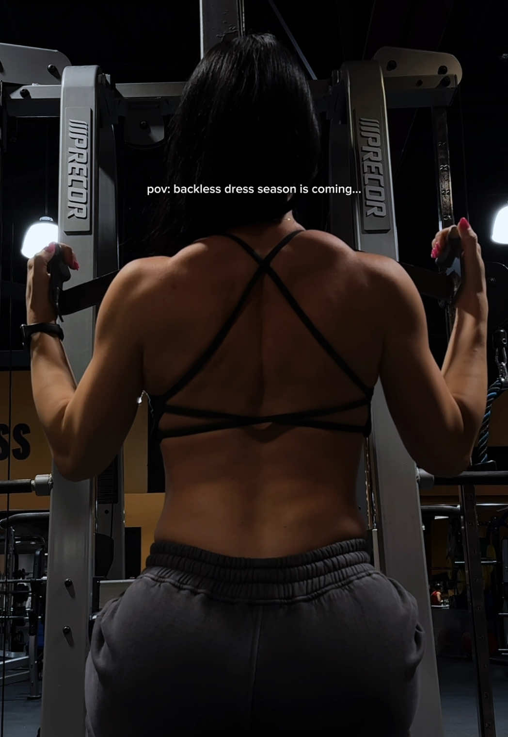 @_liftingwithlauren
