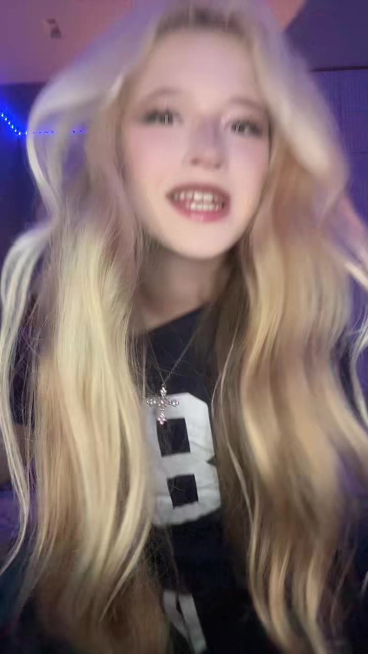 @🤡