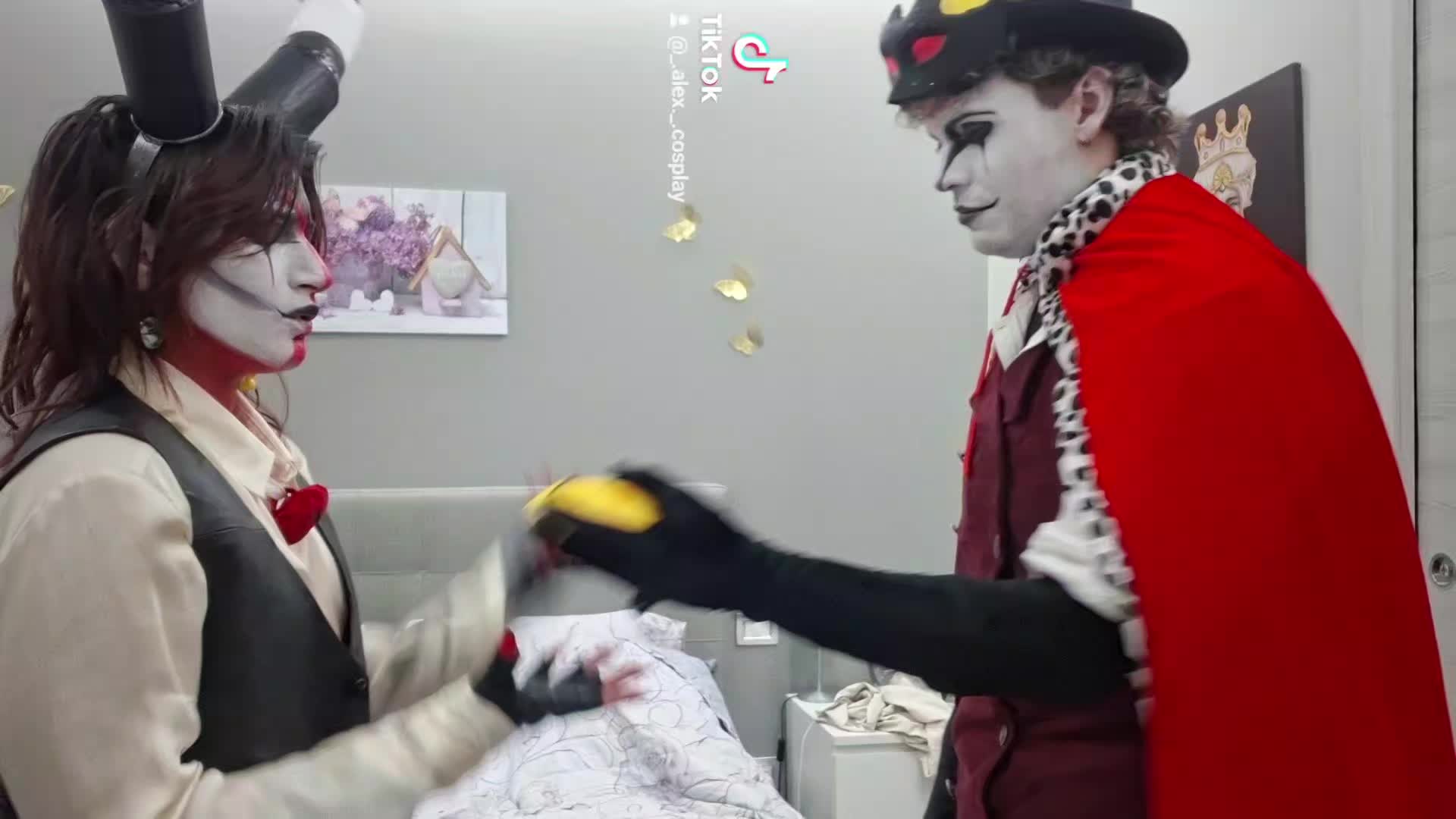 @Alex._