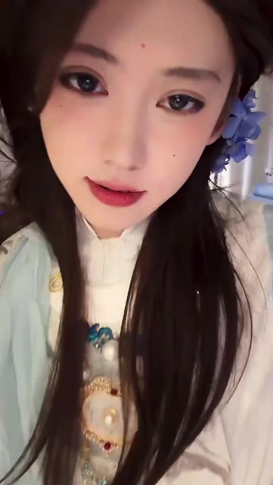 @开心元元fans