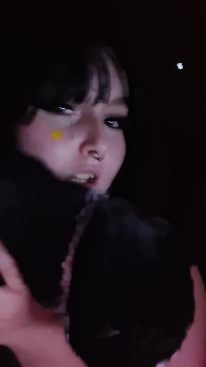 @Alyx