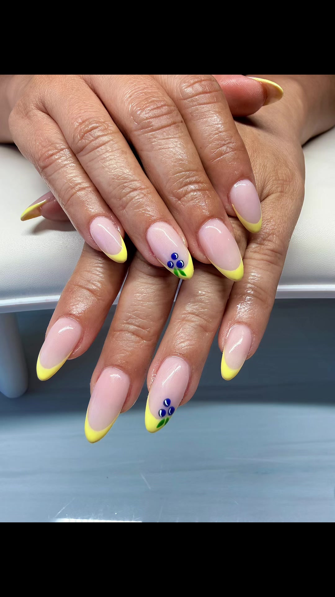 @Adriana’s nails