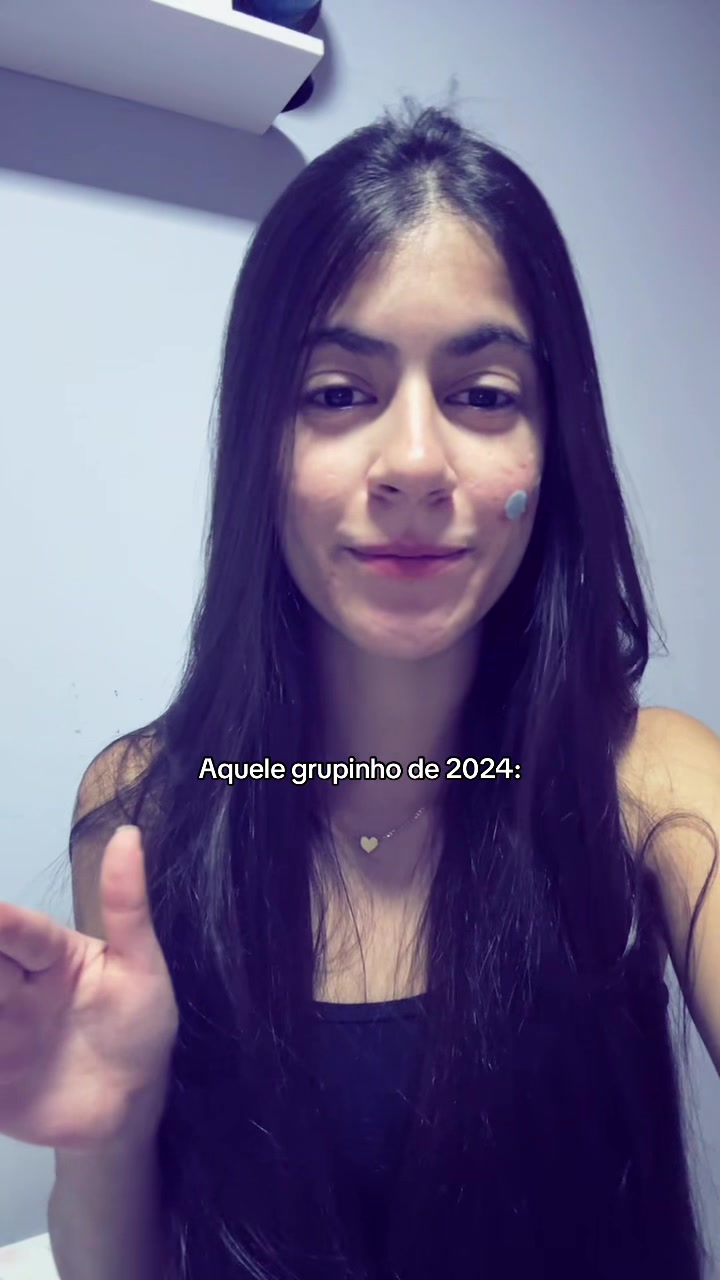 @melzinha_moraess