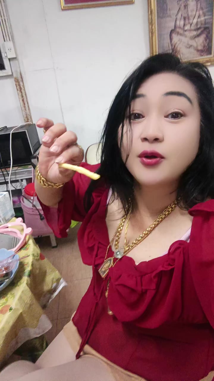 @ชุลีพร ใจเย็น