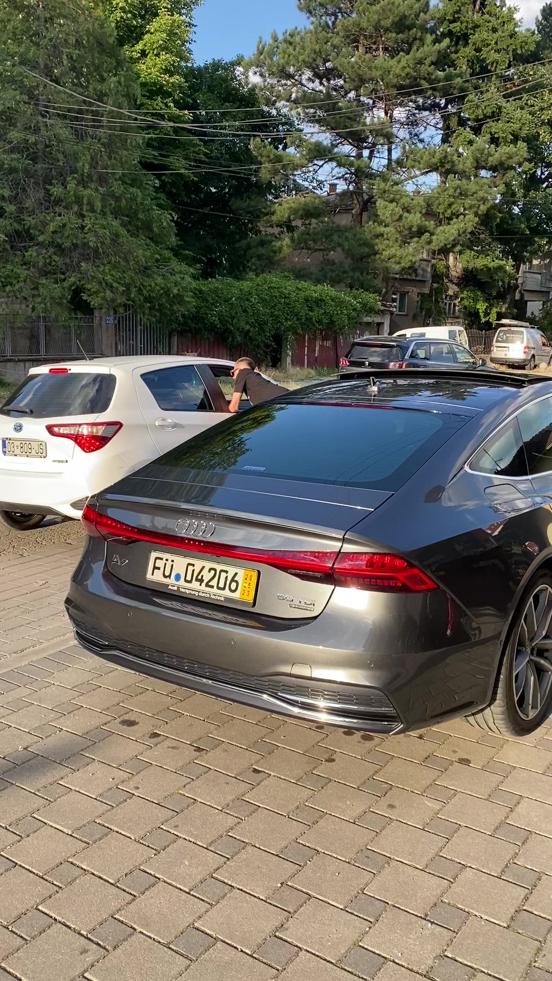 @AUTO-LARJE-TUKI