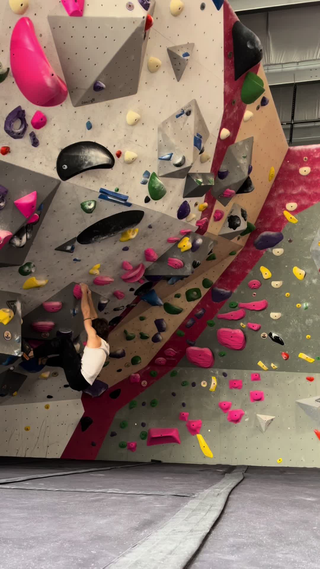 @Mog Climbs